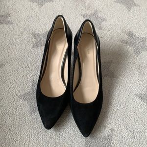 Cole Hann Suede pumps